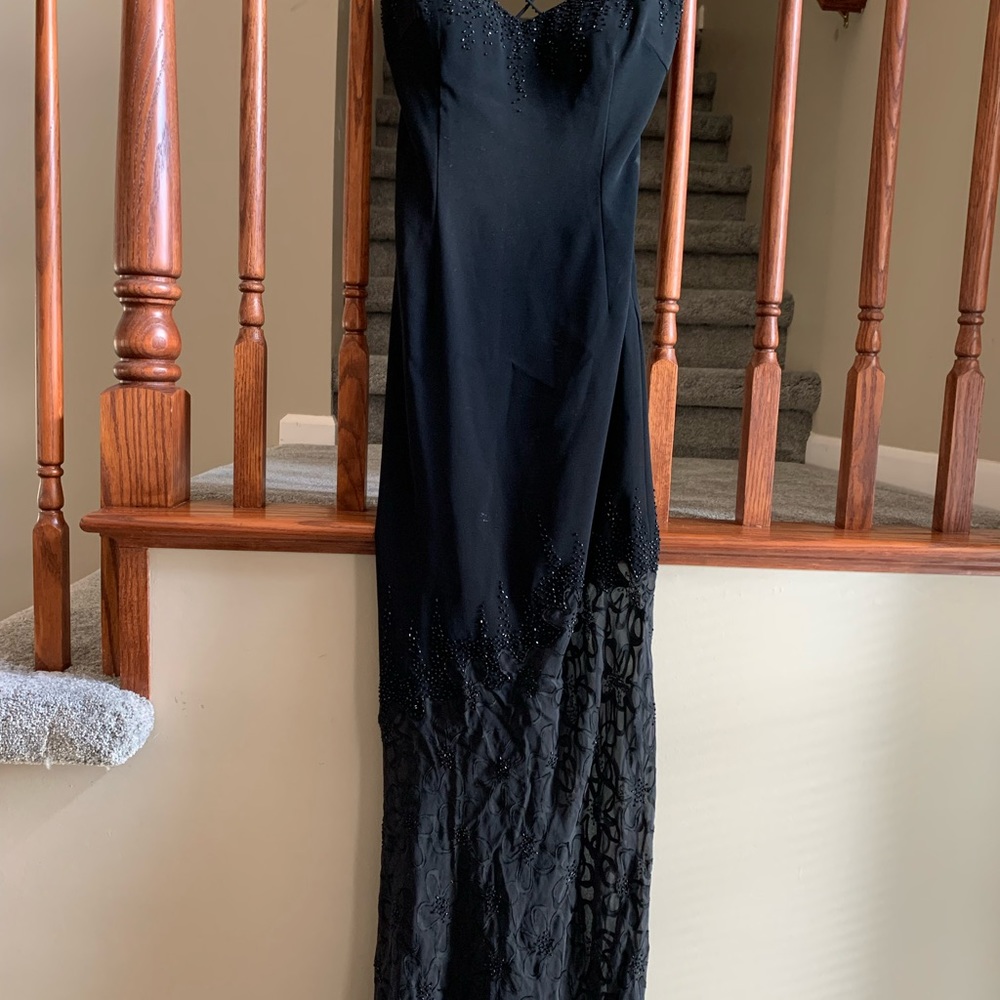 Cache evening gown with beaded detail size (4)